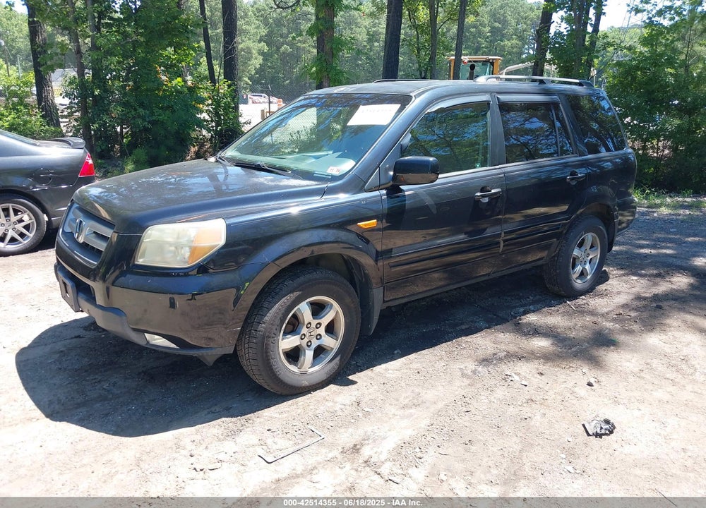 2006 HONDA PILOT EX VIN: 5FNYF184X6B013430