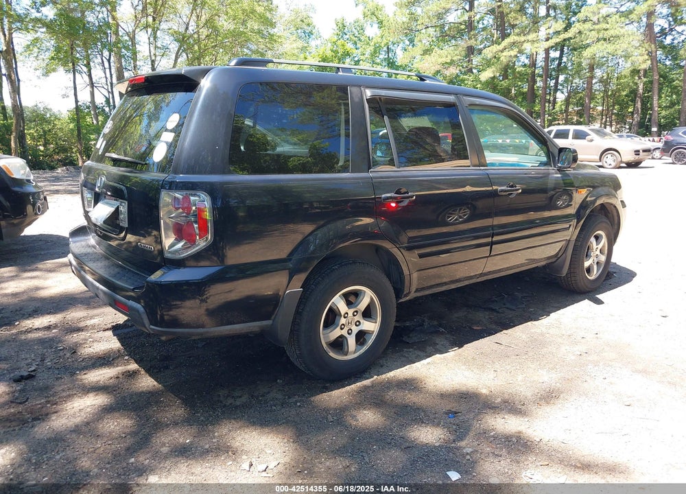 2006 HONDA PILOT EX VIN: 5FNYF184X6B013430