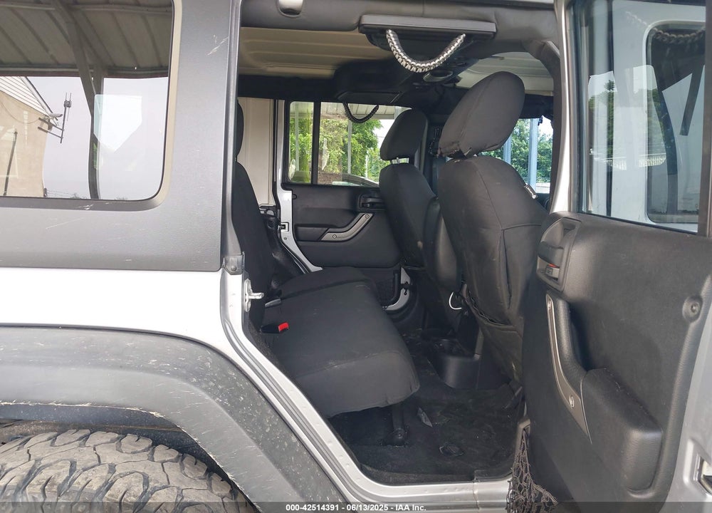 2015 JEEP WRANGLER UNLIMITED SPORT VIN: 1C4HJWDG3FL762241