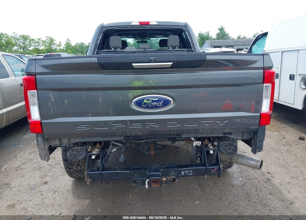 2019 FORD F-250 VIN: 1FT7W2B62KEG36595