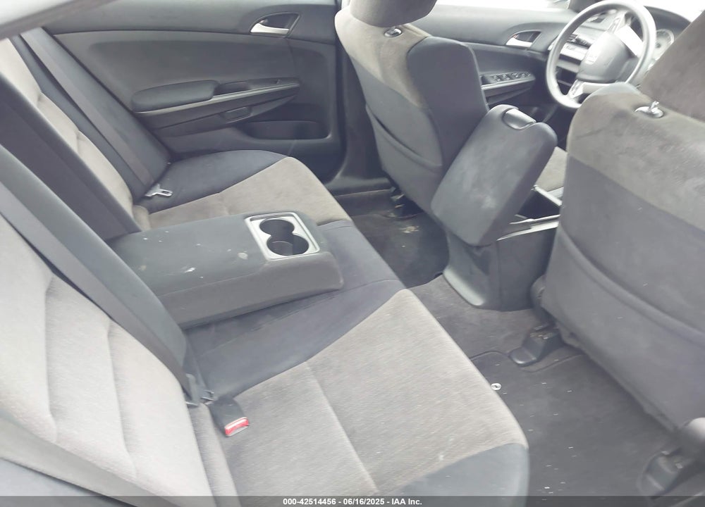 2008 HONDA ACCORD 2.4 LX VIN: JHMCP26358C031260