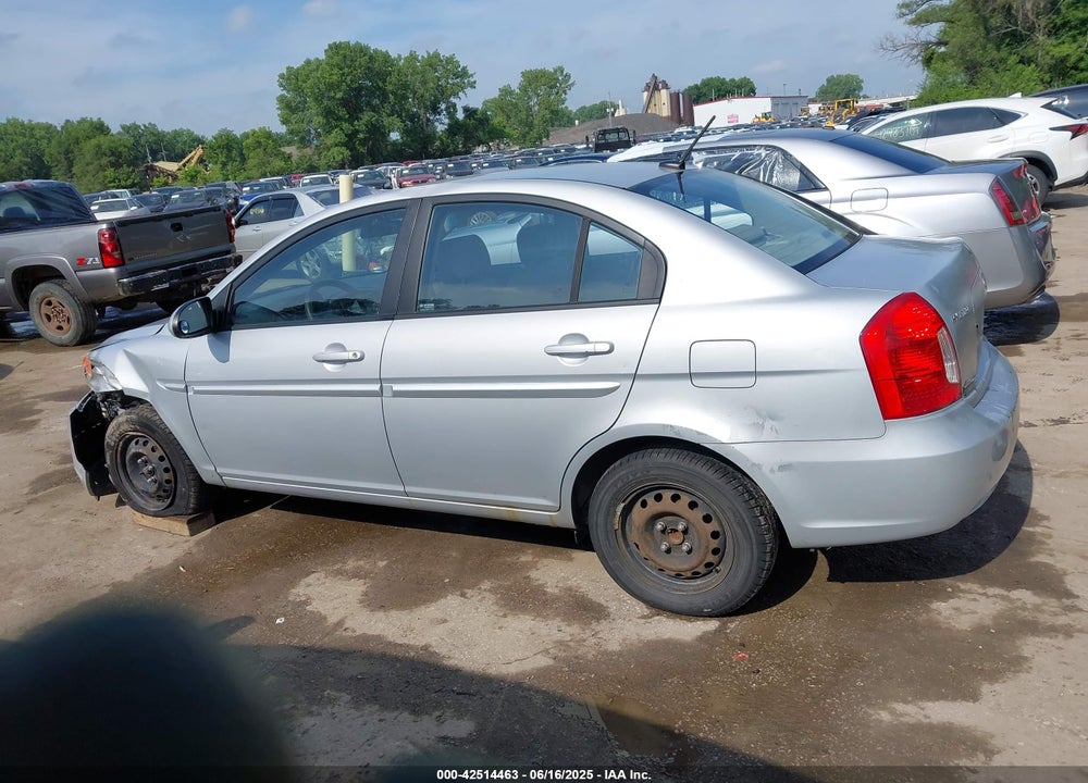 2008 HYUNDAI ACCENT VIN: KMHCN46C08U230211