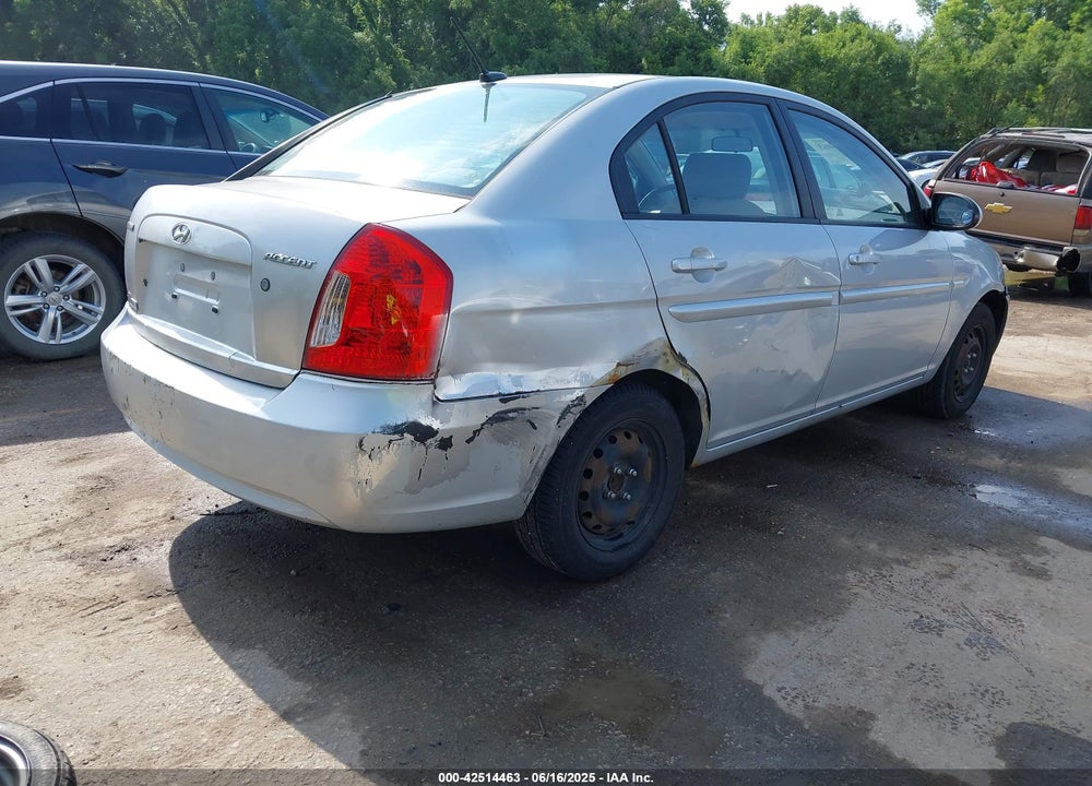 2008 HYUNDAI ACCENT VIN: KMHCN46C08U230211