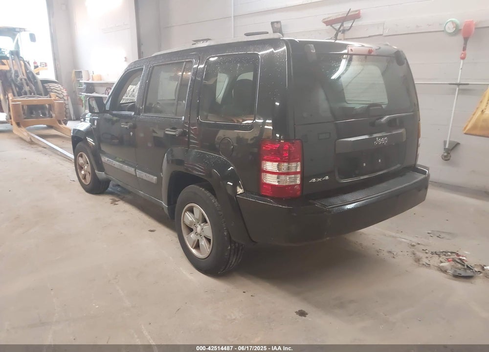 2012 JEEP LIBERTY VIN: 1C4PJMAK0CW117405