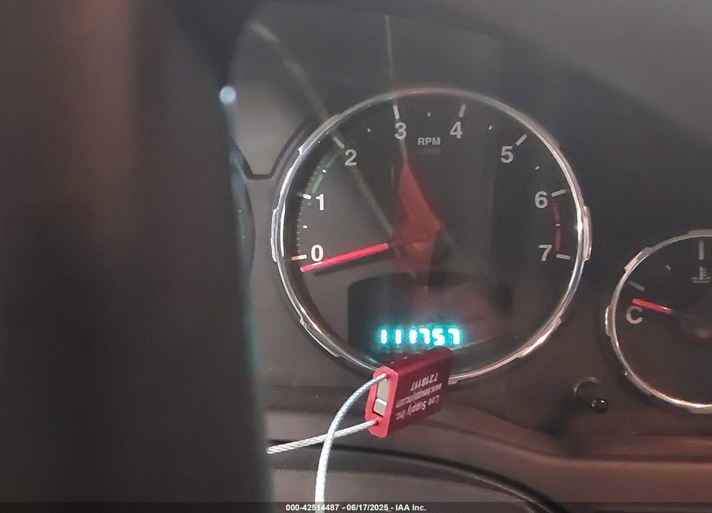 2012 JEEP LIBERTY VIN: 1C4PJMAK0CW117405