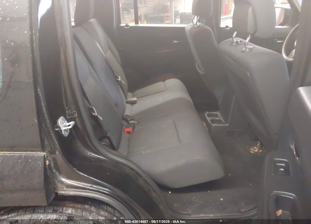 2012 JEEP LIBERTY VIN: 1C4PJMAK0CW117405