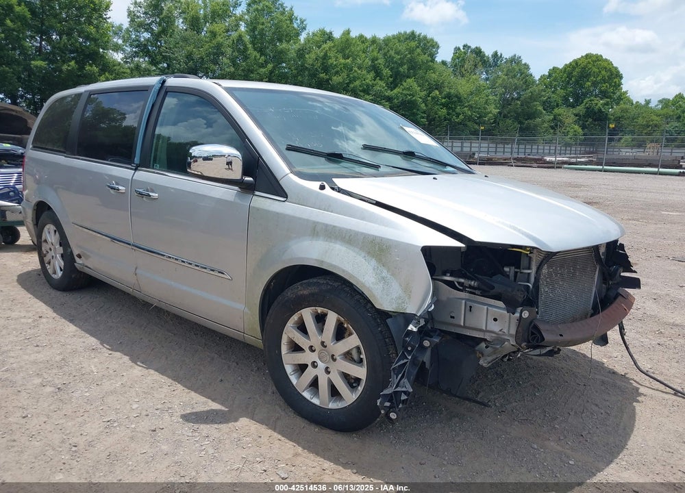 2011 CHRYSLER TOWN & COUNTRY TOURING-L VIN: 2A4RR8DG9BR655859