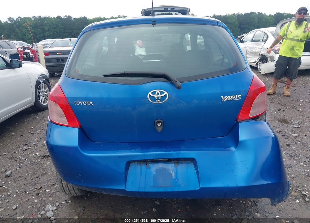 2007 TOYOTA YARIS VIN: JTDJT923075085331