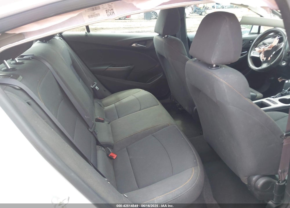 2017 CHEVROLET CRUZE VIN: 1G1BC5SM1H7117837