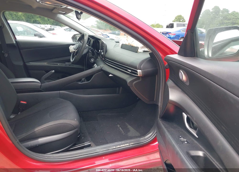 2023 HYUNDAI ELANTRA VIN: 5NPLL4AG6PH108725