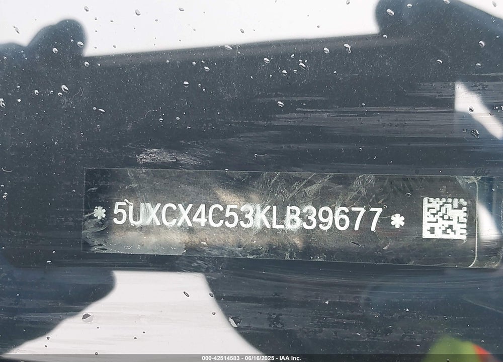 2019 BMW X7 VIN: 5UXCX4C53KLB39677