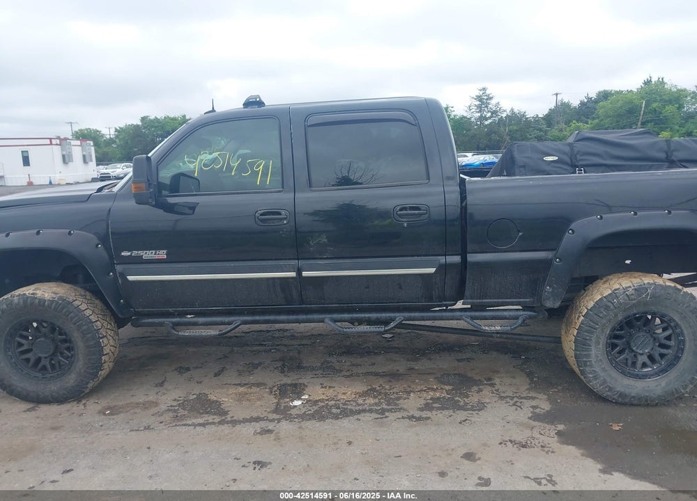 2003 CHEVROLET SILVERADO 2500HD LT VIN: 1GCHK23183F107442