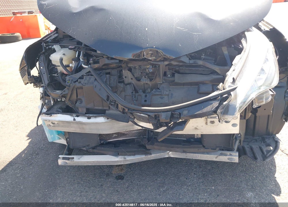 2021 TOYOTA C-HR VIN: JTNKHMBX2M1110658