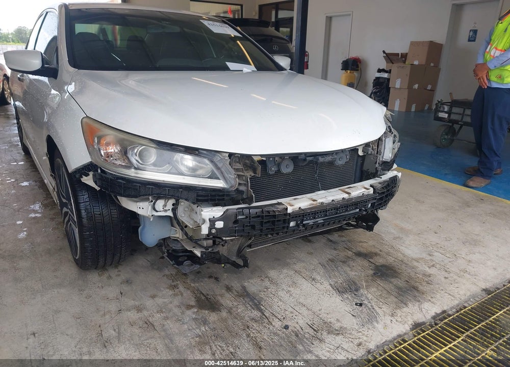 2017 HONDA ACCORD VIN: 1HGCR2F56HA143320