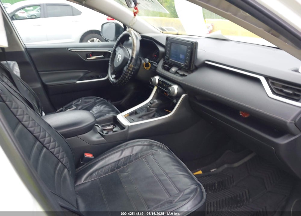 2021 TOYOTA RAV4 VIN: 2T3P1RFV9MC191195