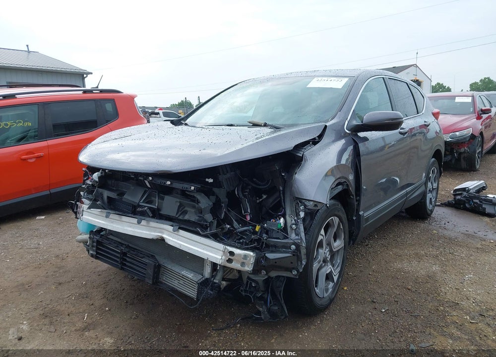 2018 HONDA CR-V VIN: 7FARW2H83JE075598