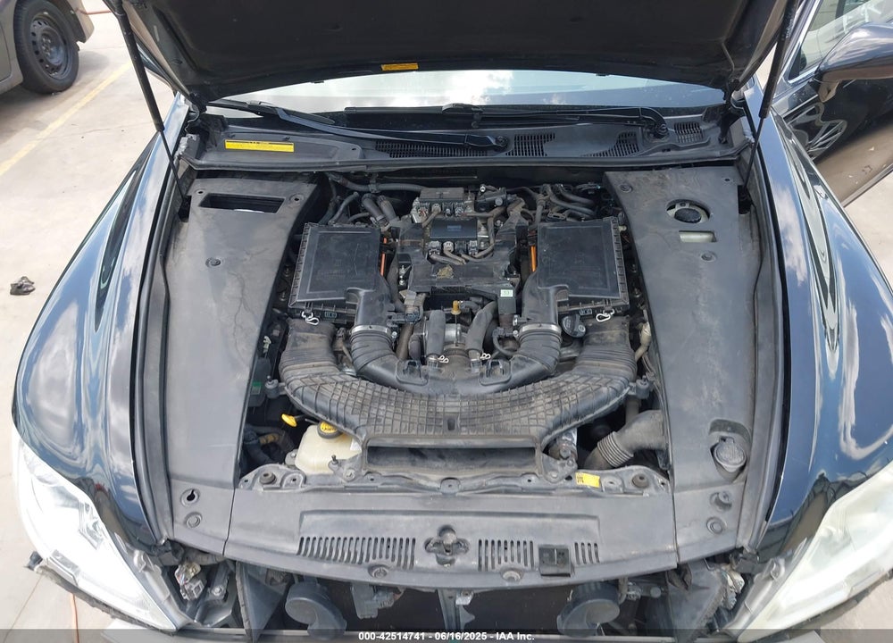 2008 LEXUS LS460 VIN: JTHBL46F585082517