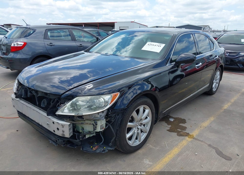 2008 LEXUS LS460 VIN: JTHBL46F585082517