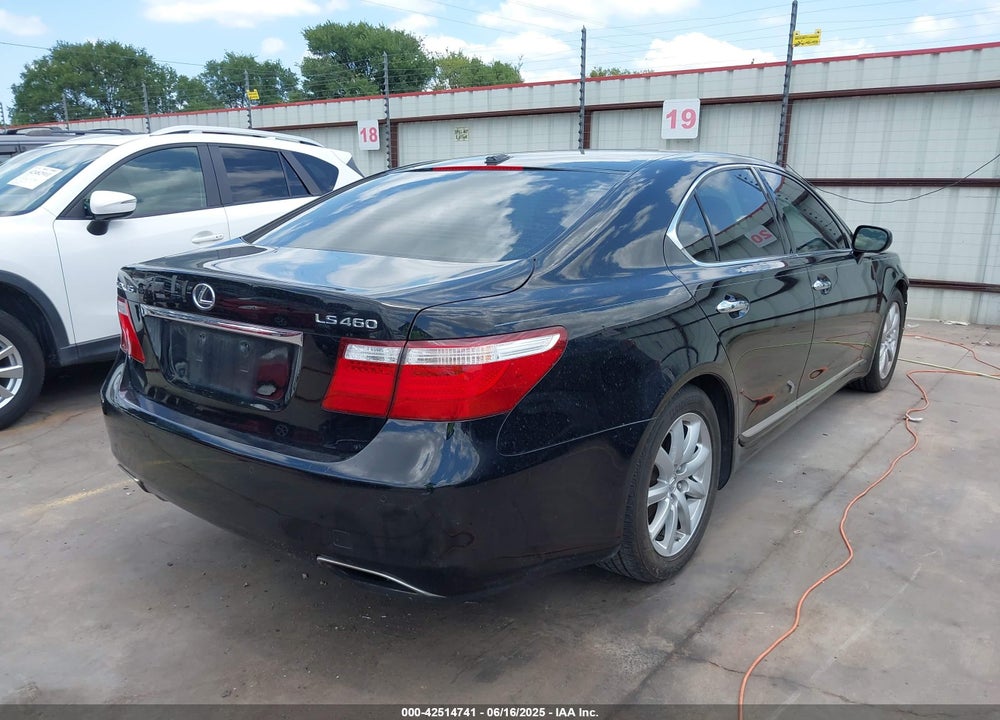 2008 LEXUS LS460 VIN: JTHBL46F585082517
