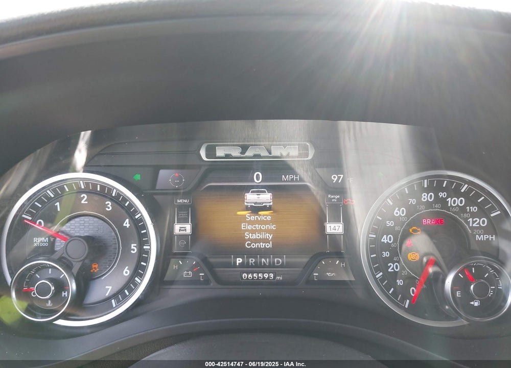 2022 RAM 1500 VIN: 1C6RREBT8NN190343