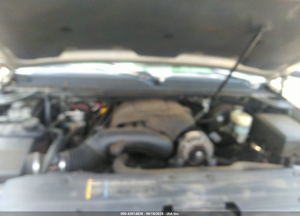 2007 GMC YUKON VIN: 1GKFC13027J128364