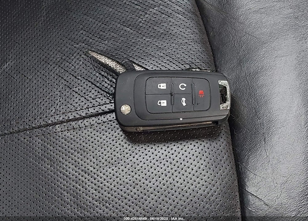 2010 BUICK LACROSSE CXS VIN: 1G4GE5GV7AF161289