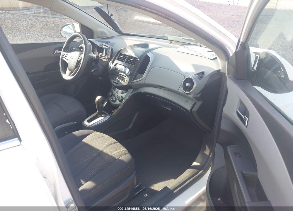 2014 CHEVROLET SONIC VIN: 1G1JC5SH5E4211571