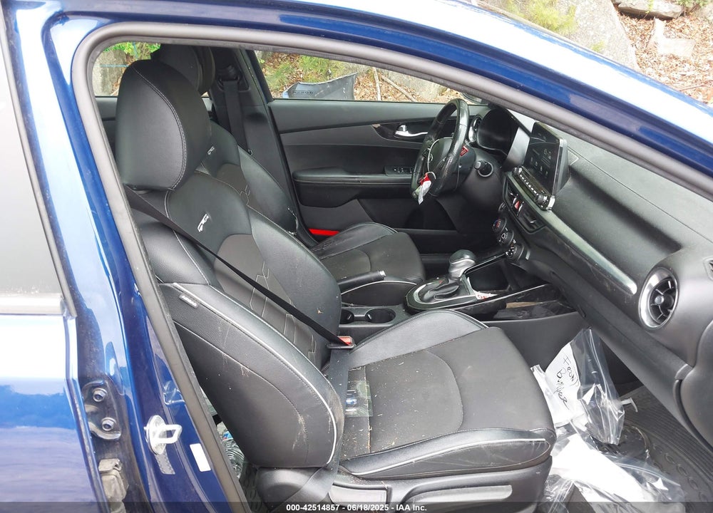 2021 KIA FORTE VIN: 3KPF34AD6ME281471