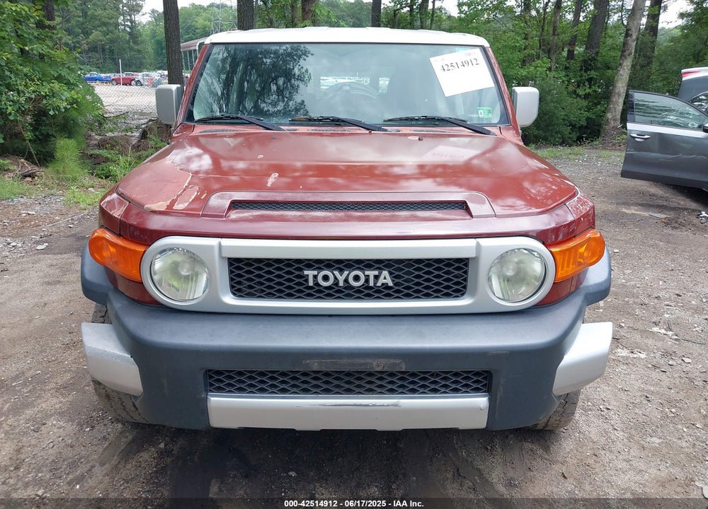 2008 TOYOTA FJ CRUISER VIN: JTEBU11F88K045480