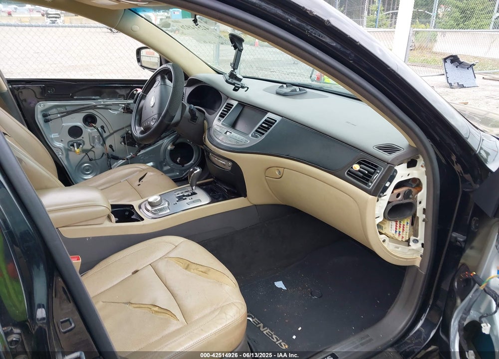 2011 HYUNDAI GENESIS VIN: KMHGC4DF9BU144990