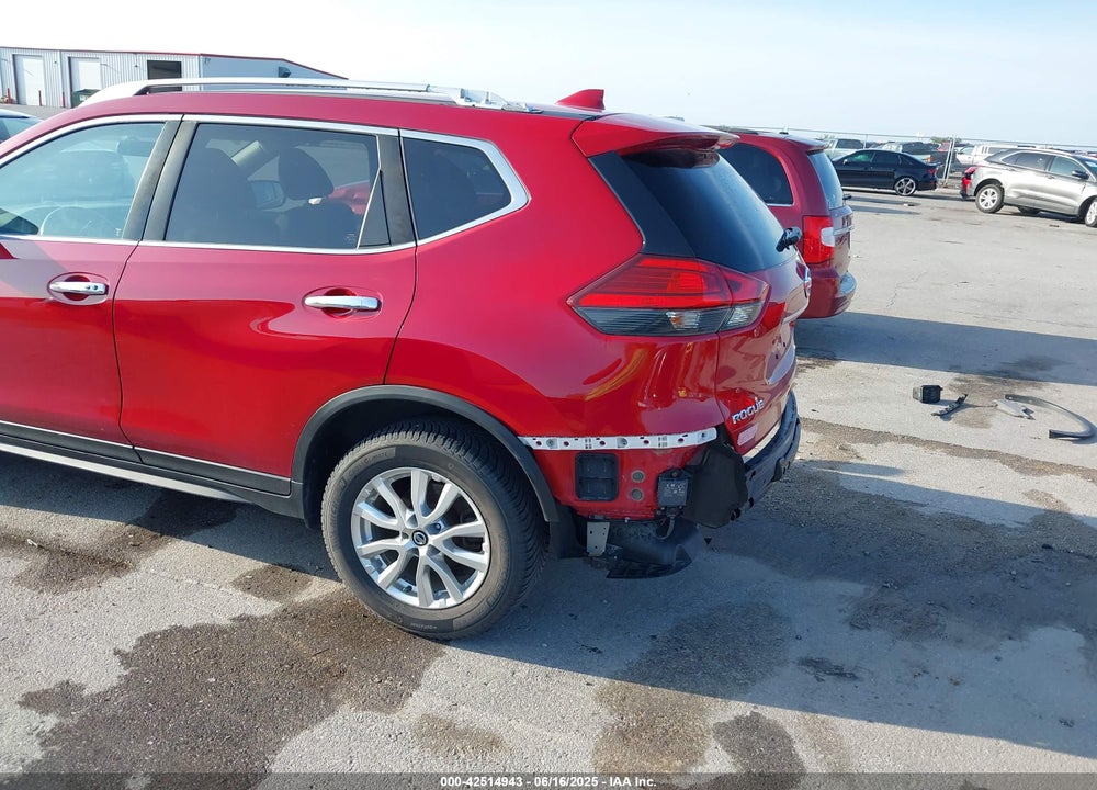 2017 NISSAN ROGUE VIN: JN8AT2MV4HW266583