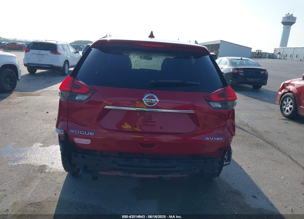 2017 NISSAN ROGUE VIN: JN8AT2MV4HW266583