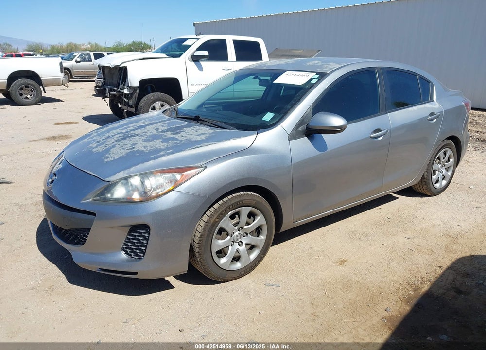 2012 MAZDA 3 I SPORT VIN: JM1BL1UG8C1555371