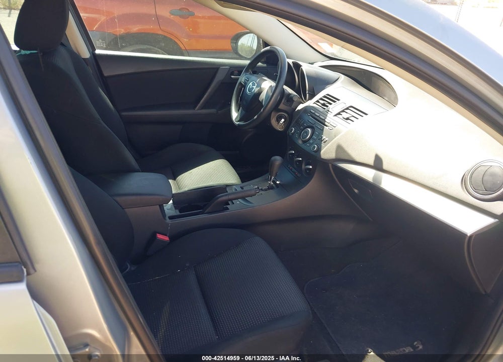 2012 MAZDA 3 I SPORT VIN: JM1BL1UG8C1555371