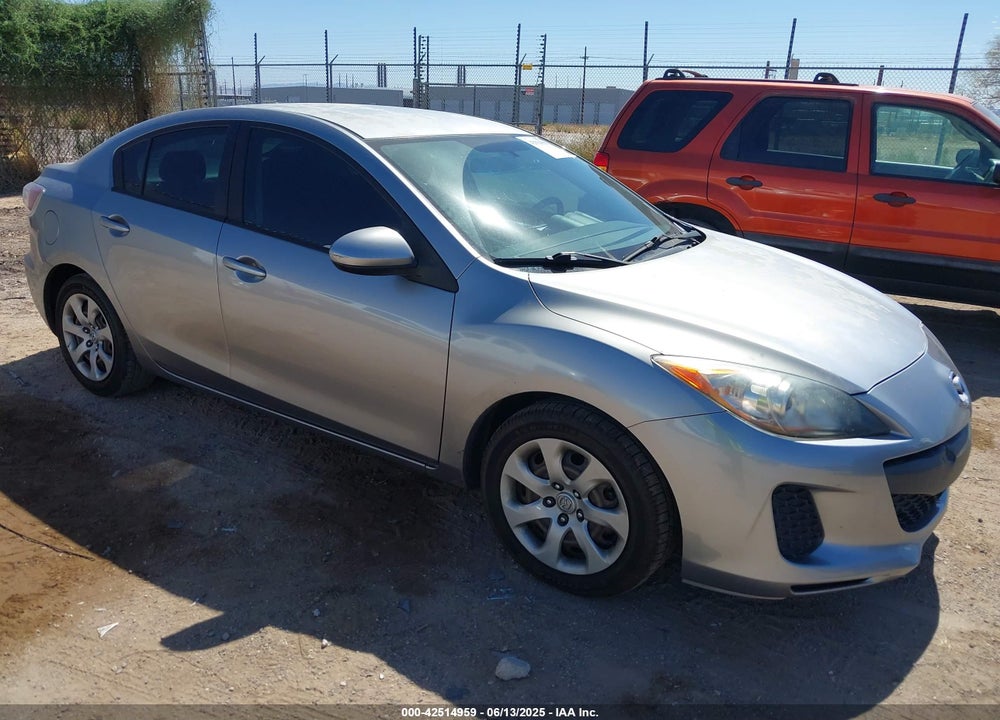2012 MAZDA 3 I SPORT VIN: JM1BL1UG8C1555371