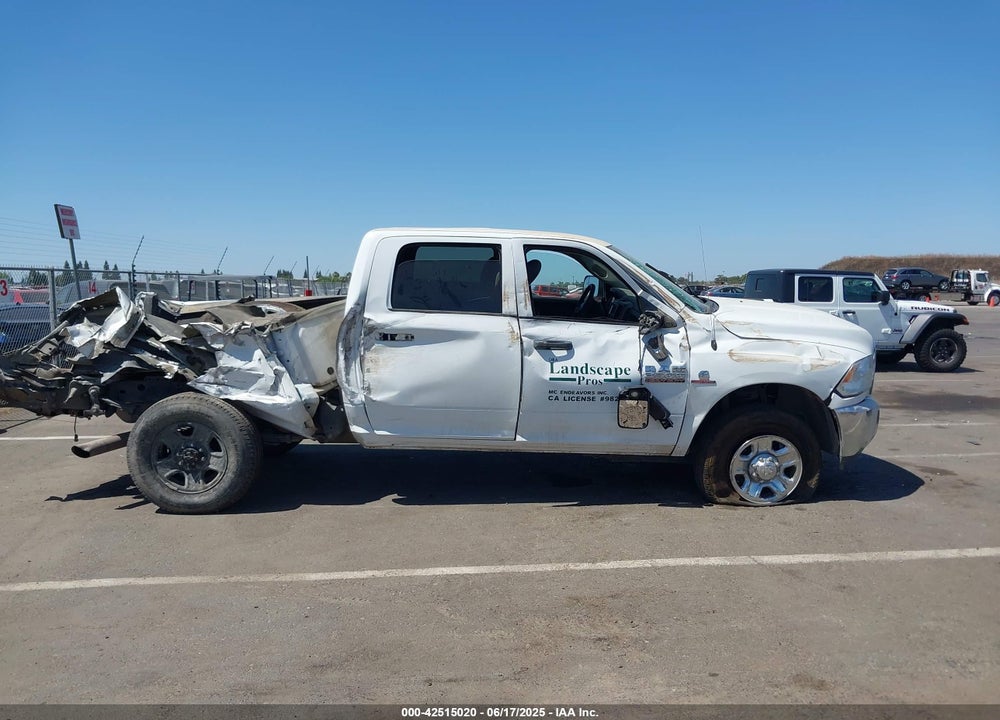 2017 RAM 3500 TRADESMAN  4X4 6'4 BOX VIN: 3C63R3CLXHG786267
