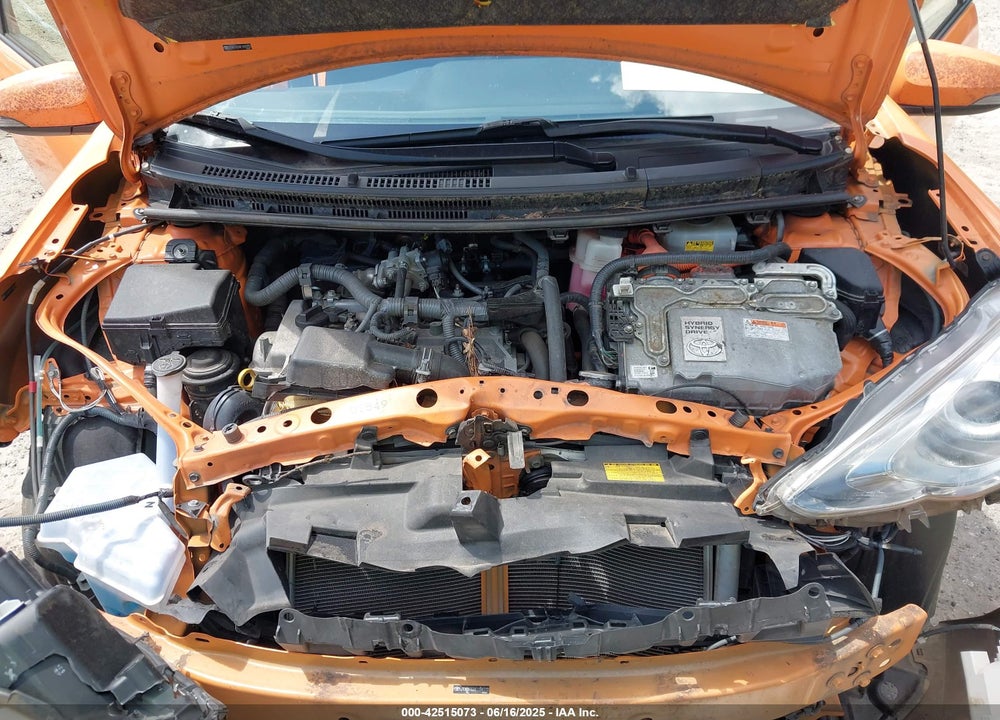 2015 TOYOTA PRIUS C VIN: JTDKDTB34F1090732