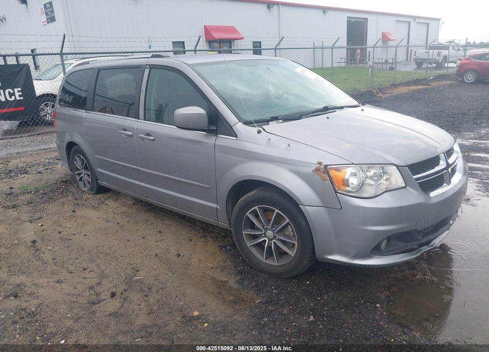 2017 DODGE GRAND CARAVAN SXT VIN: 2C4RDGCG3HR561727