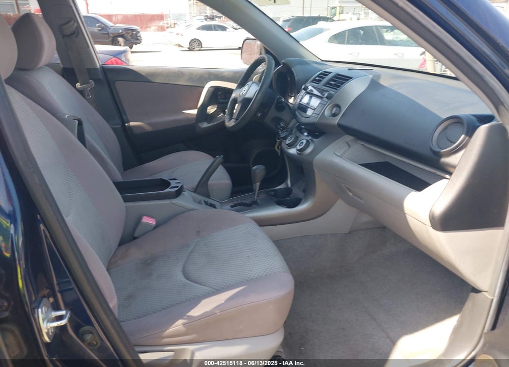 2006 TOYOTA RAV4 VIN: JTMZD33V866007580