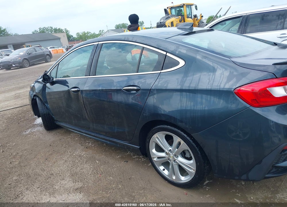 2017 CHEVROLET CRUZE VIN: 1G1BF5SM8H7130429