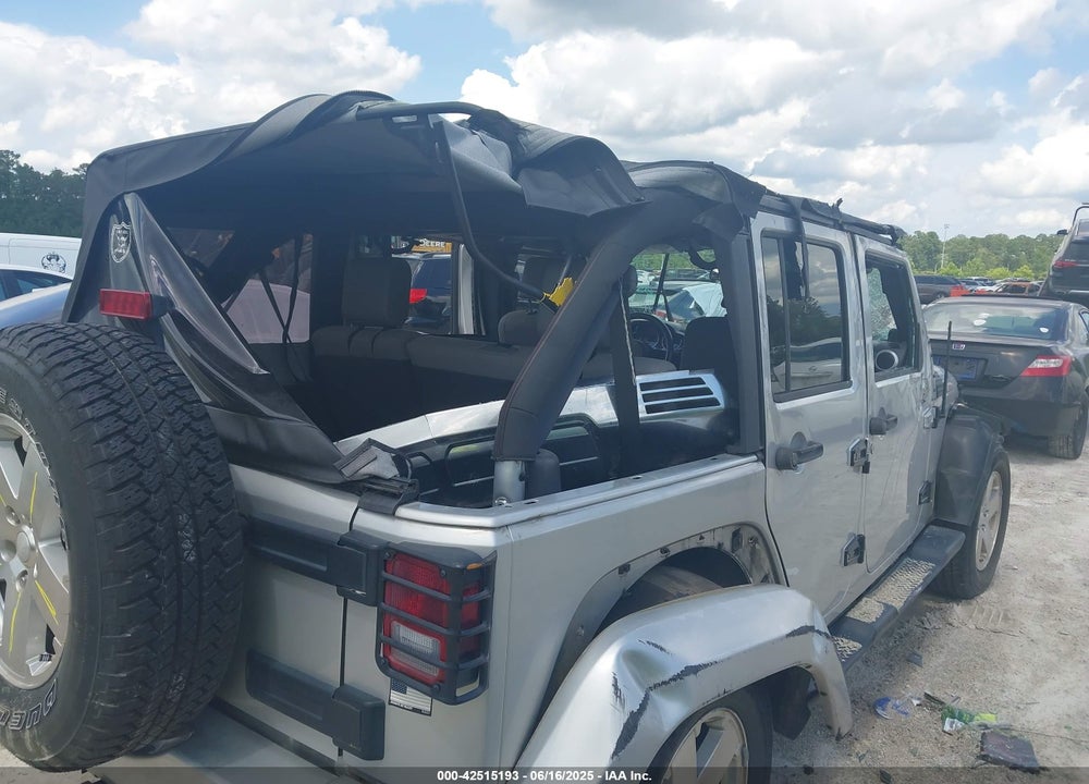 2009 JEEP WRANGLER UNLIMITED SAHARA VIN: 1J4GA59149L720511