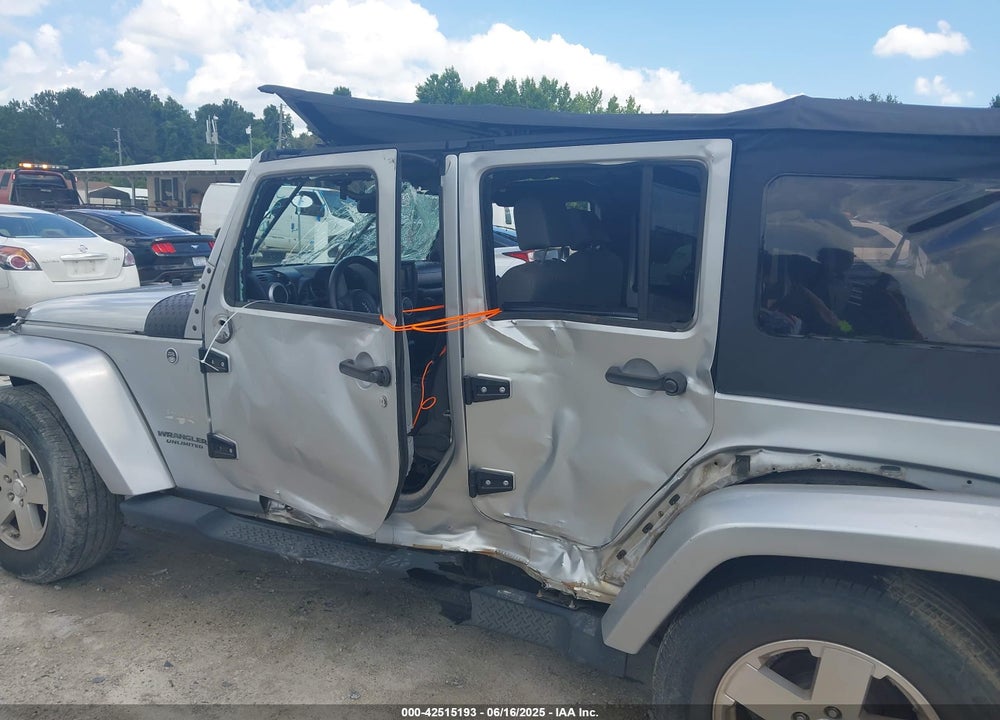 2009 JEEP WRANGLER UNLIMITED SAHARA VIN: 1J4GA59149L720511