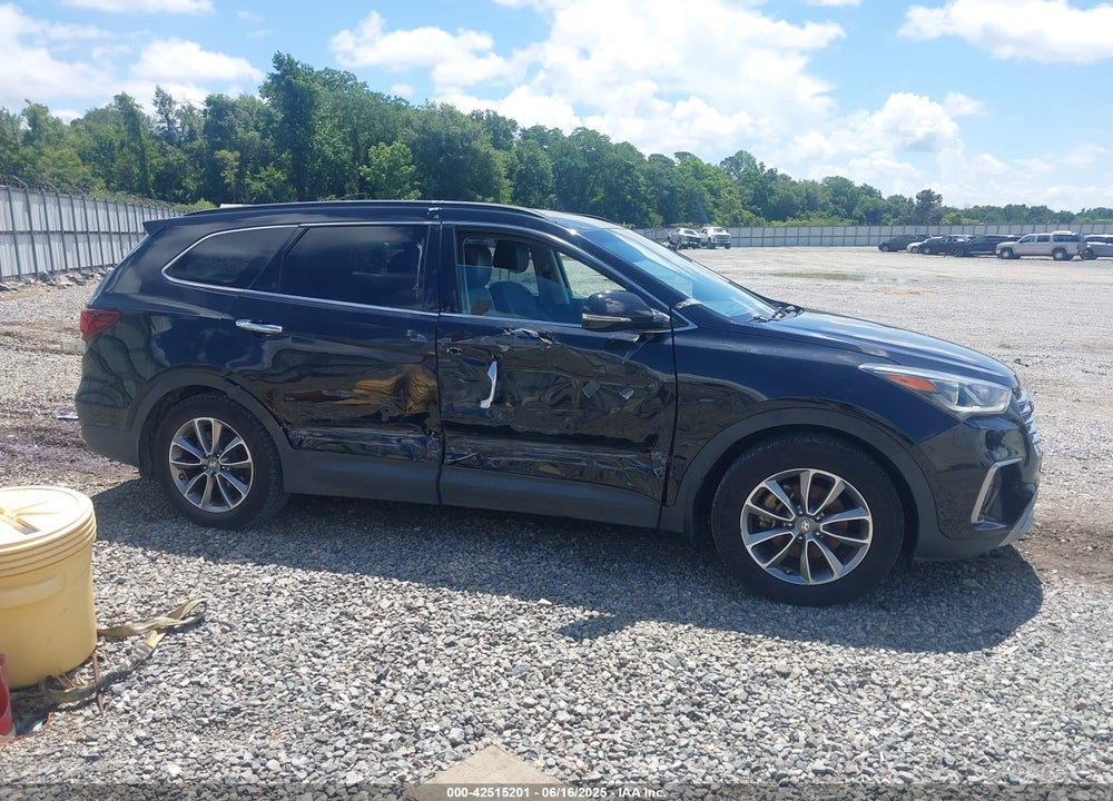 2017 HYUNDAI SANTA FE VIN: KM8SN4HF6HU247372