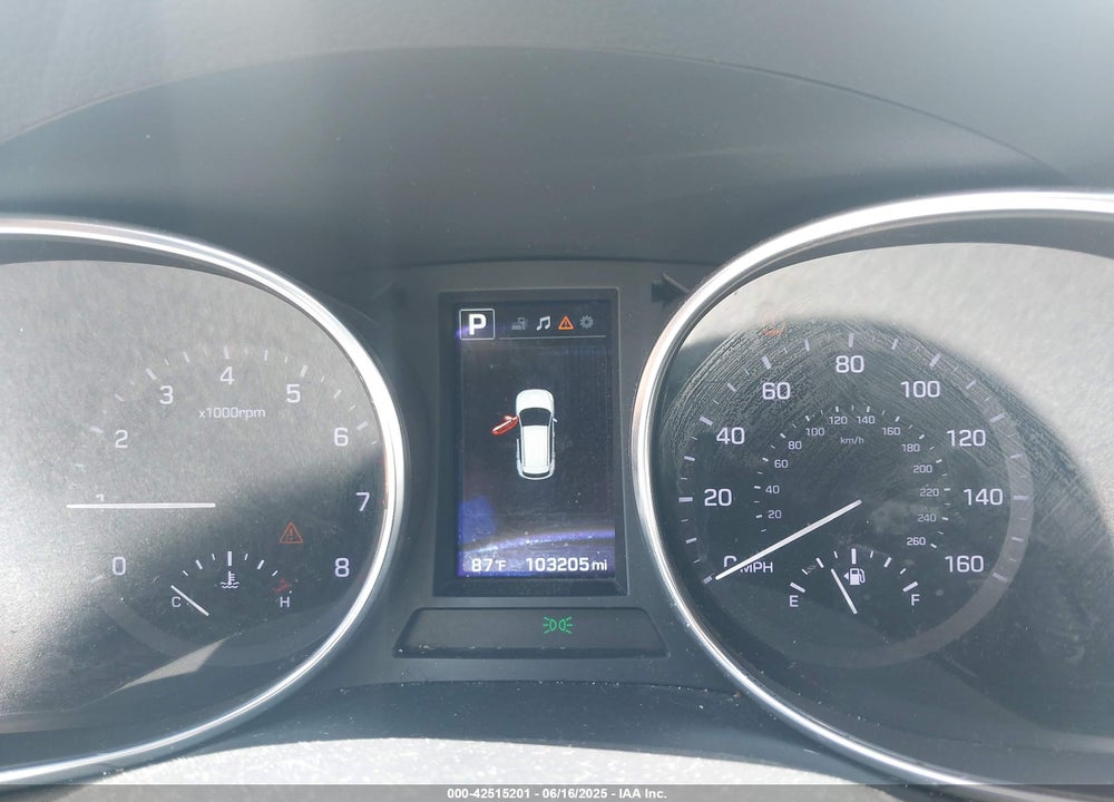 2017 HYUNDAI SANTA FE VIN: KM8SN4HF6HU247372