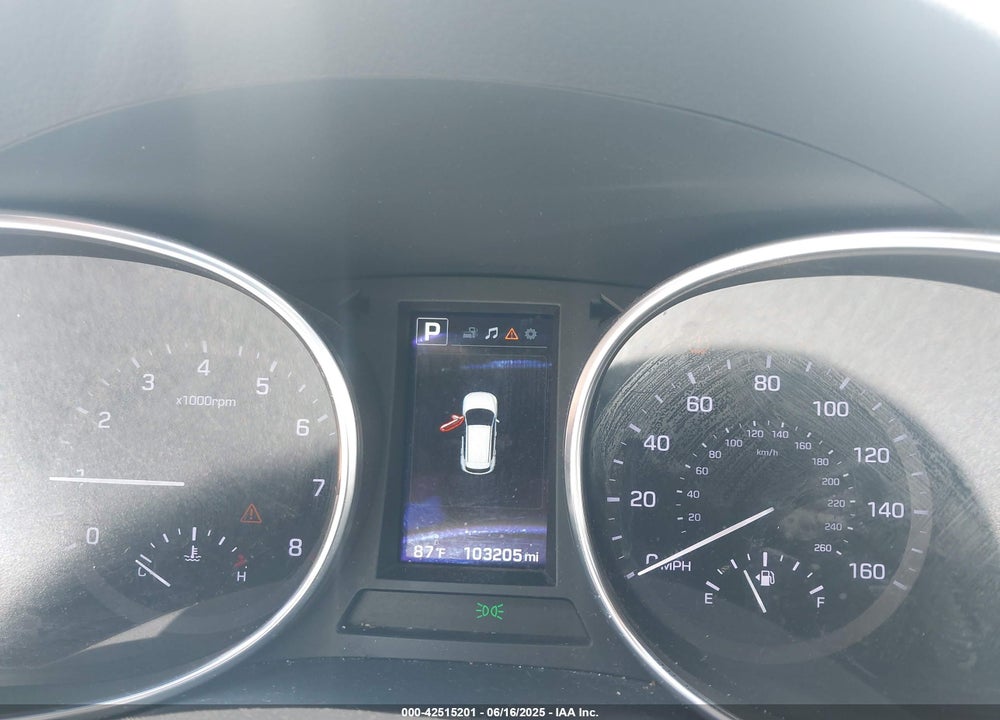 2017 HYUNDAI SANTA FE VIN: KM8SN4HF6HU247372
