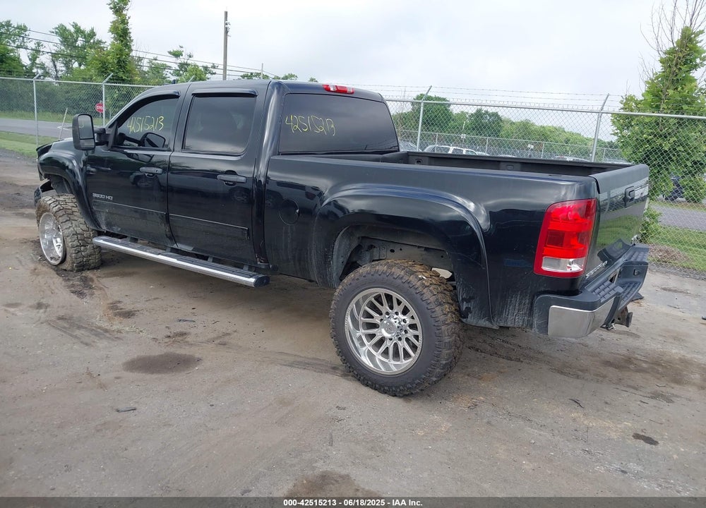 2013 GMC SIERRA 3500HD SLE VIN: 1GT423C85DF223698