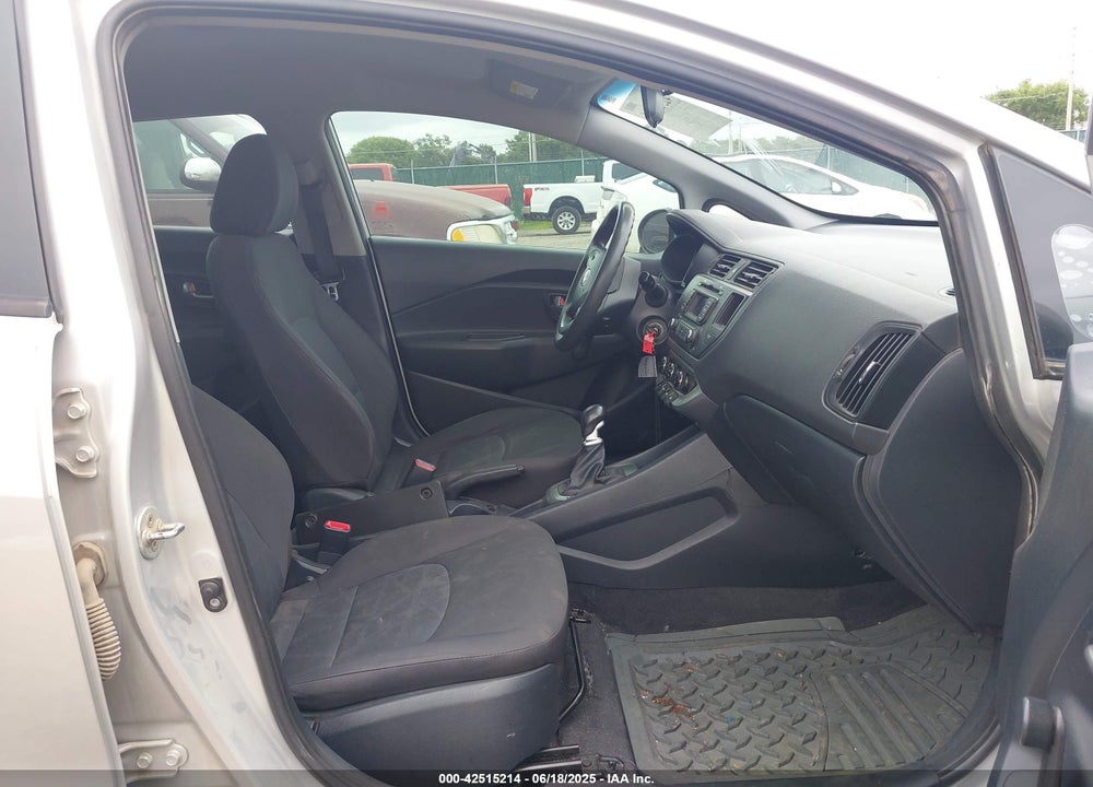2015 KIA RIO VIN: KNADM4A33F6460407