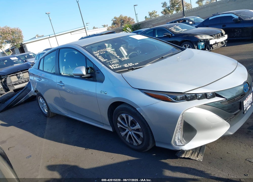 2022 TOYOTA PRIUS PRIME LE VIN: JTDKAMFP8N3211485