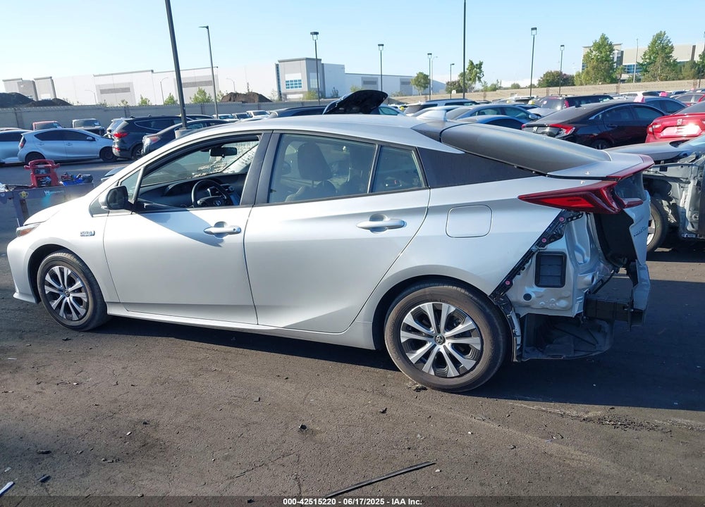 2022 TOYOTA PRIUS PRIME LE VIN: JTDKAMFP8N3211485