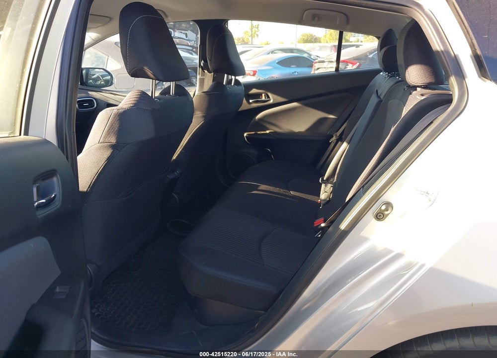 2022 TOYOTA PRIUS PRIME LE VIN: JTDKAMFP8N3211485